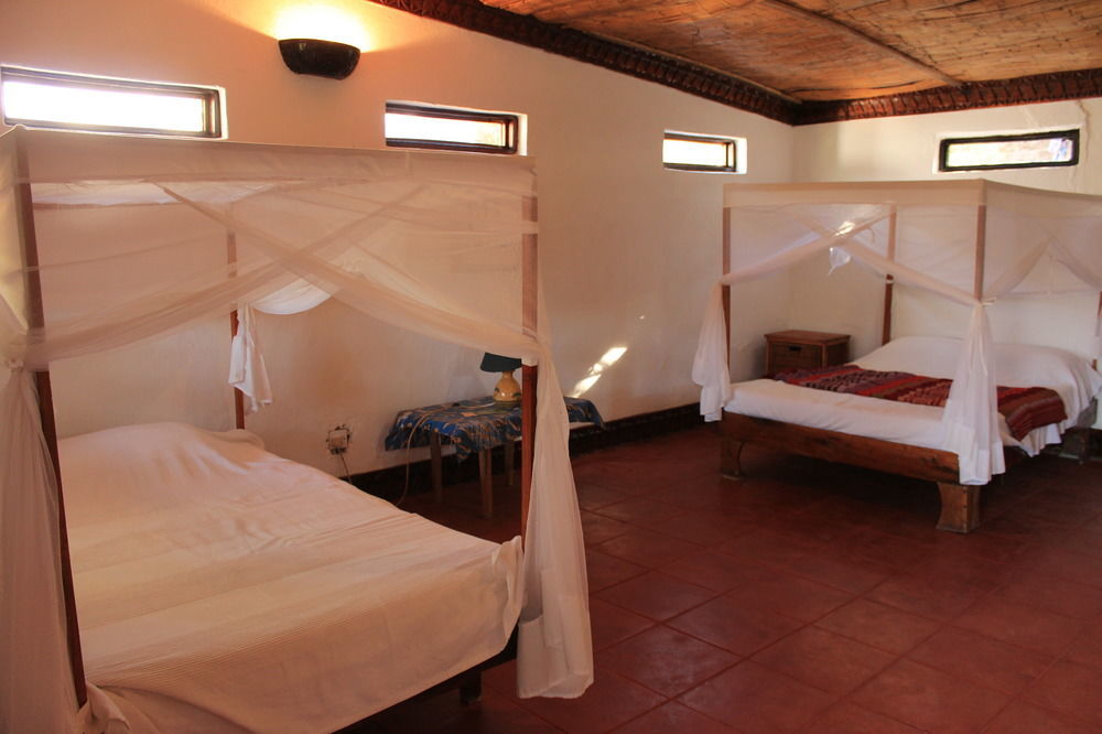 Nkhata Bay Njaya Lodge מראה חיצוני תמונה