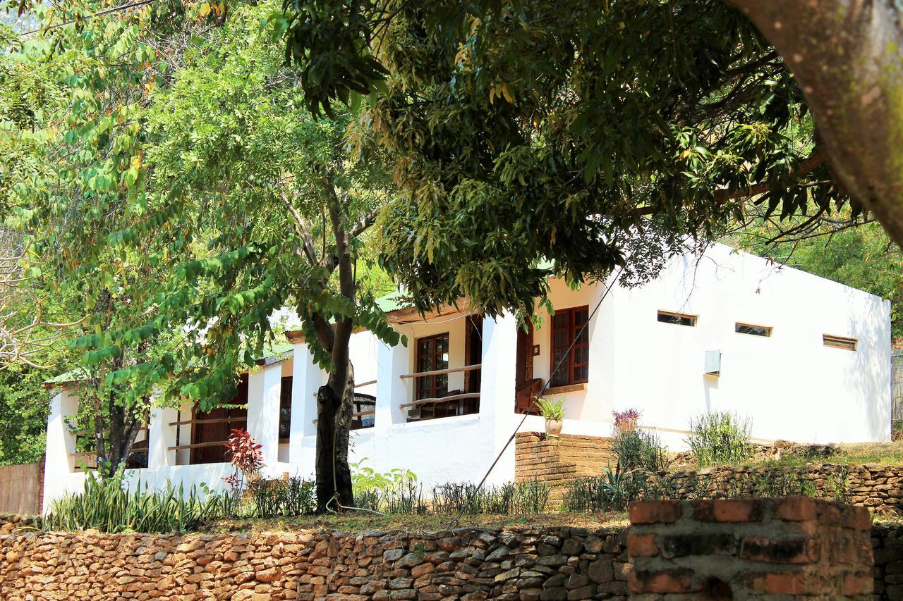 Nkhata Bay Njaya Lodge מראה חיצוני תמונה