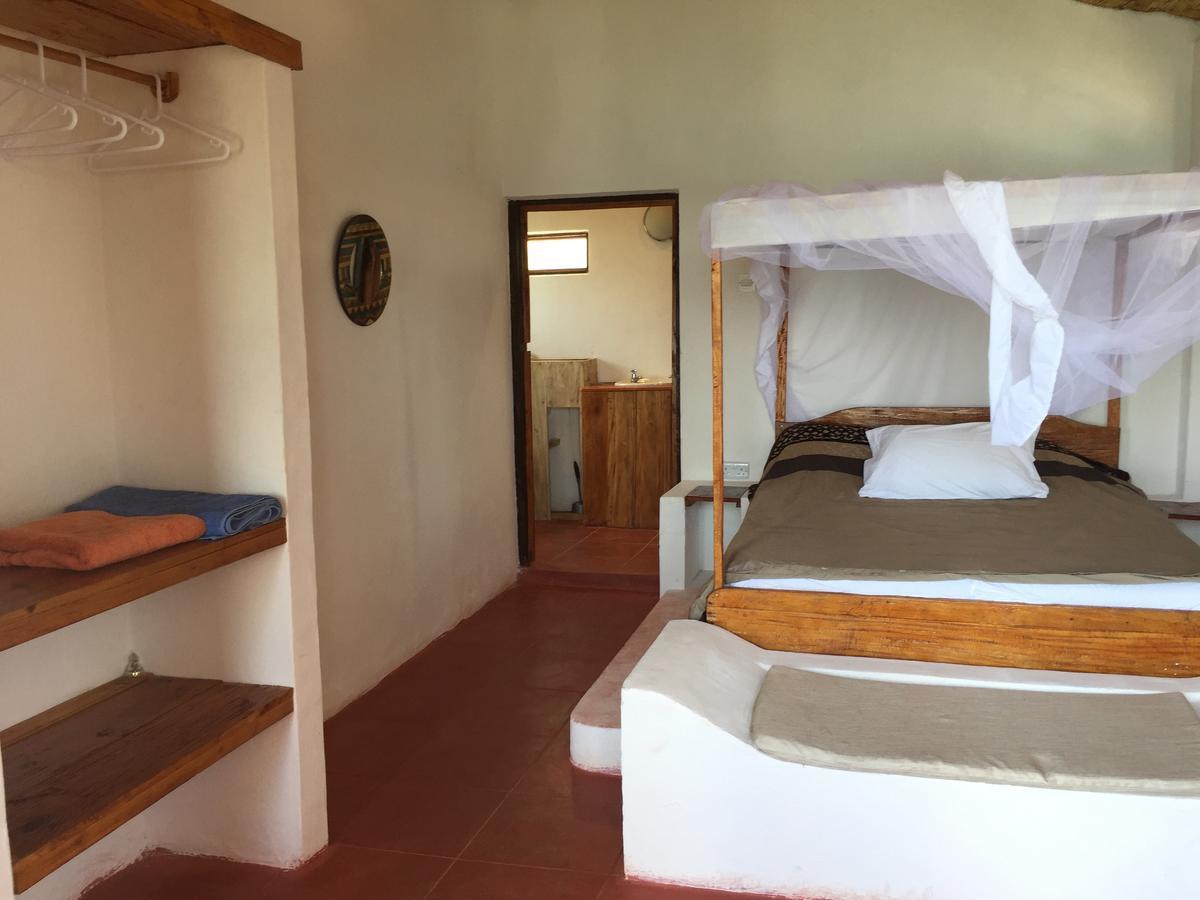 Nkhata Bay Njaya Lodge מראה חיצוני תמונה