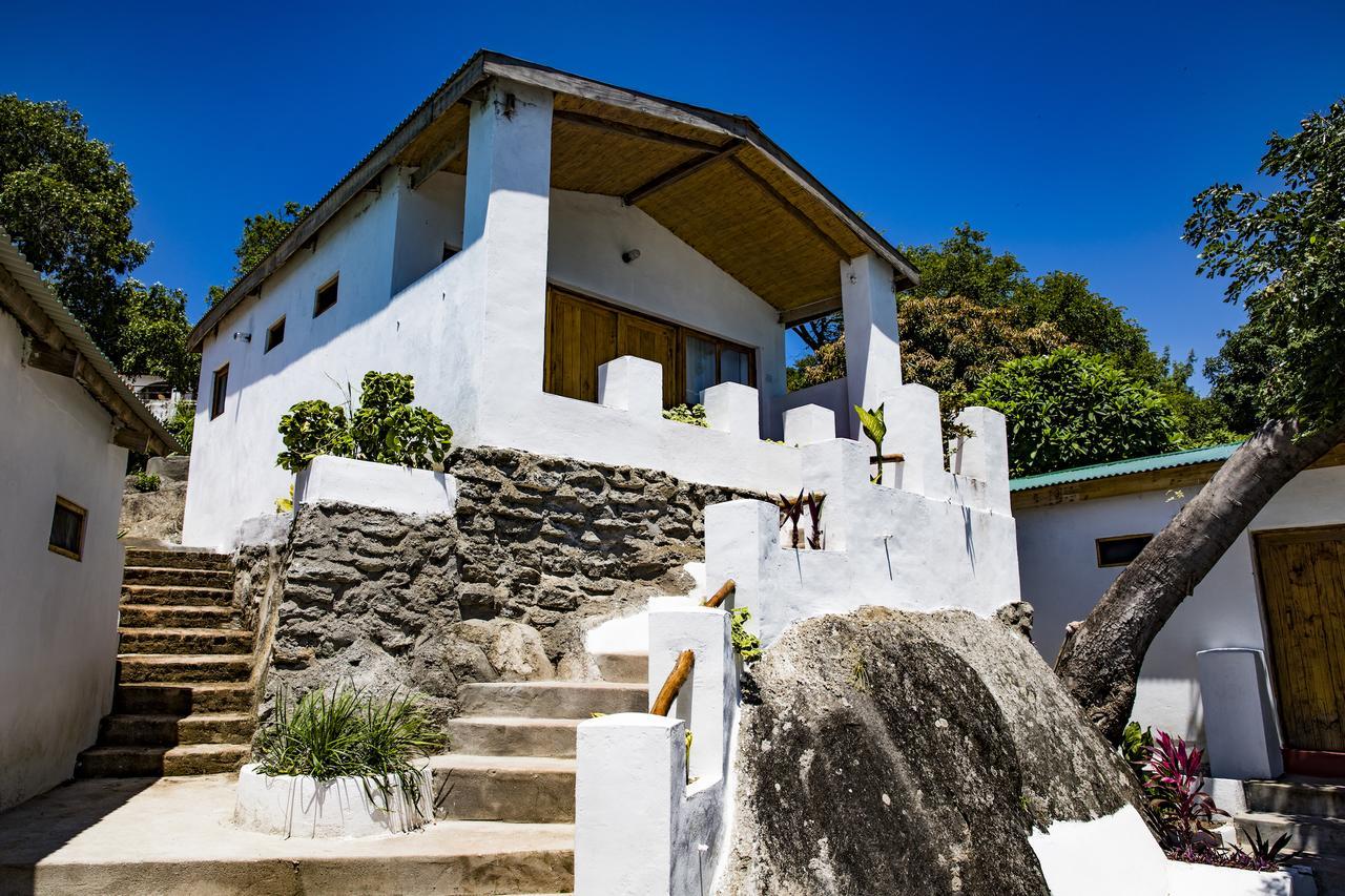 Nkhata Bay Njaya Lodge מראה חיצוני תמונה